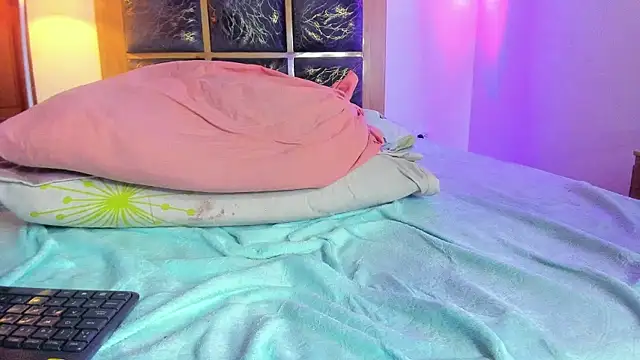Zoe_sky1