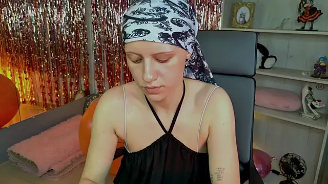 LidaDarknet live cam on StripChat