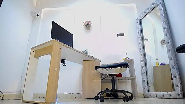 Kathleen_Rodriguez webcam
