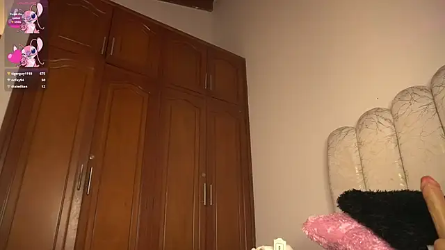 pocahotass_11 webcam