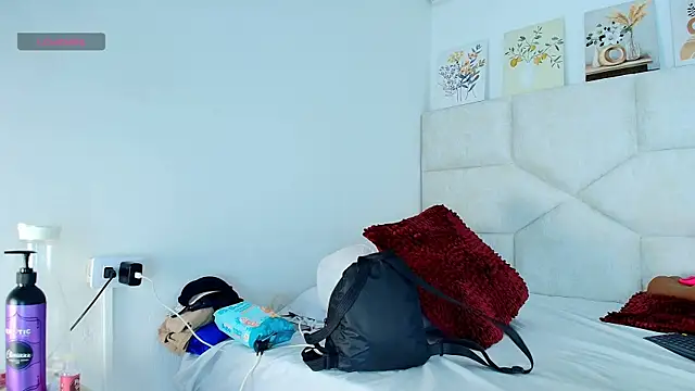 elizawiliamst webcam