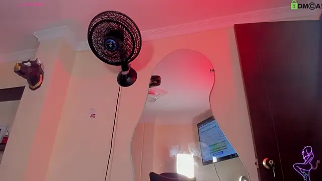 Danyhottits webcam