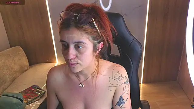 andrea_tasty_tf webcam