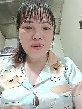 Sana-vn live cam on StripChat