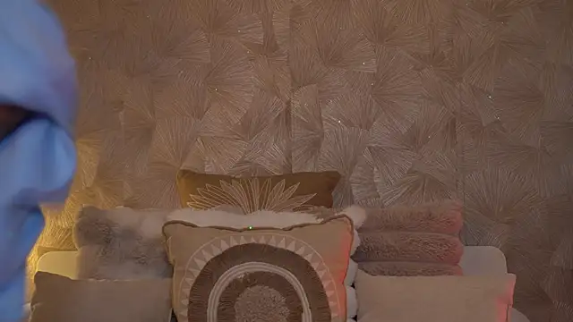 KalaBeckett_ webcam