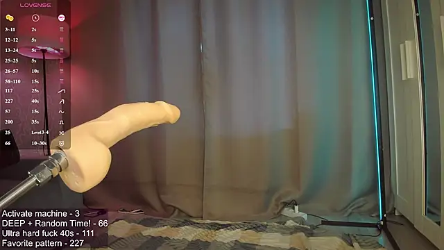 Juicy_Vikki webcam