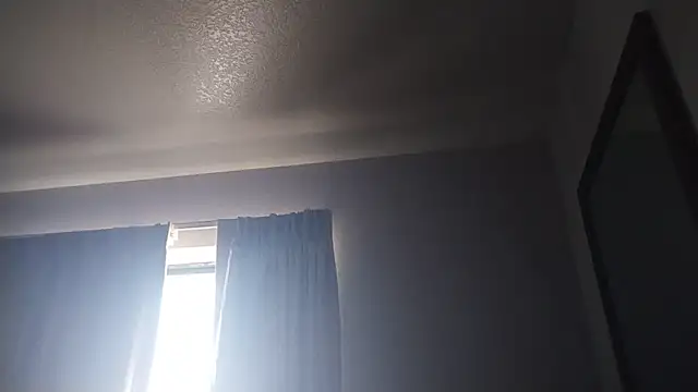 SparklesB1tch live sex cam