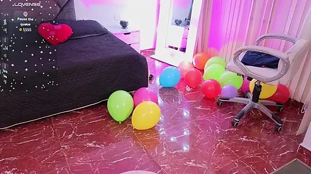 _sharlotte777 webcam