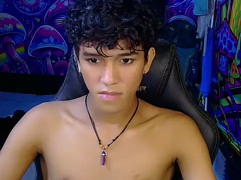 hugekenbigcock webcam