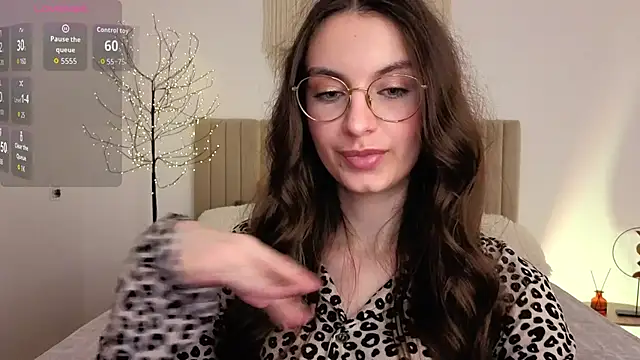 Real_cutie1 webcam