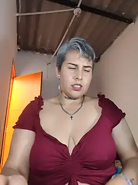 Yessi_rousse webcam