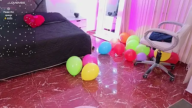 _sharlotte777 webcam