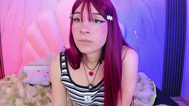 AliiceWonderland_ webcam