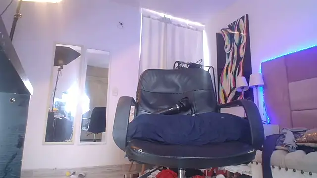 lizzy_squirt webcam