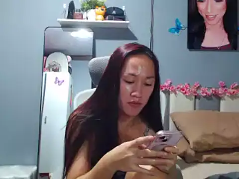 babysuckerxxx webcam