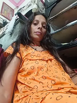 Sexy-Suhani2