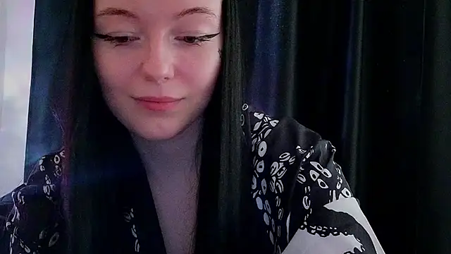 Naomi_Lanee