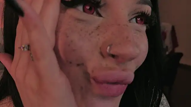 LisaaLiss Live Webcam on Stripchat