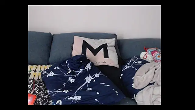 BarbieBlondieGirl webcam