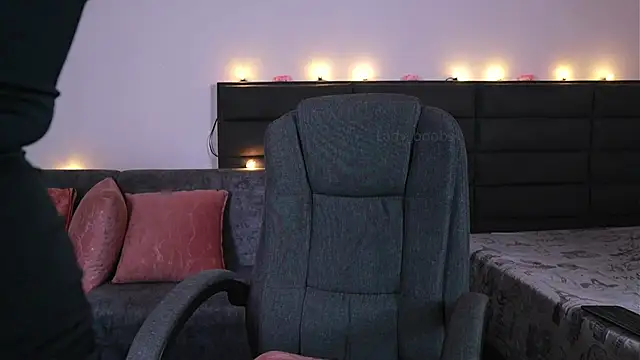 kathieandpovcock1 webcam