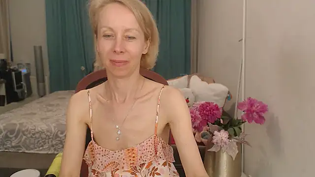 LuxuryNika webcam