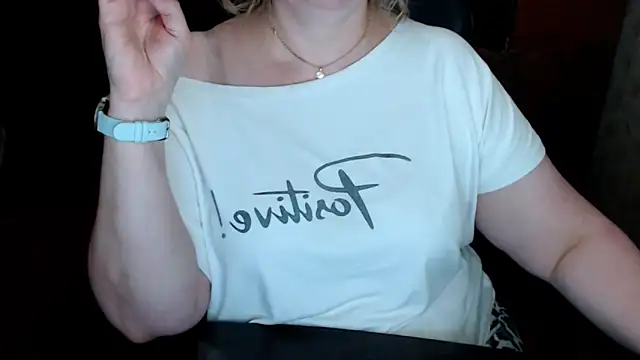 AlisaHot55 webcam