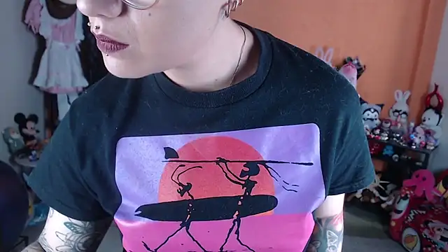 MissMiia2 webcam