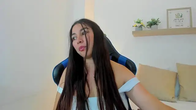bella_99_ webcam