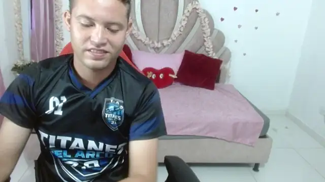 sven_fox723 webcam