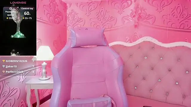 Watch MishRaven live on EroticFlix - High definition streams