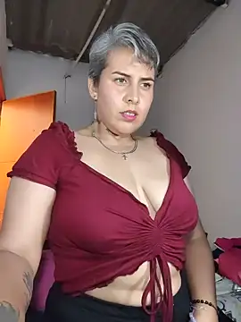 Yessi_rousse webcam