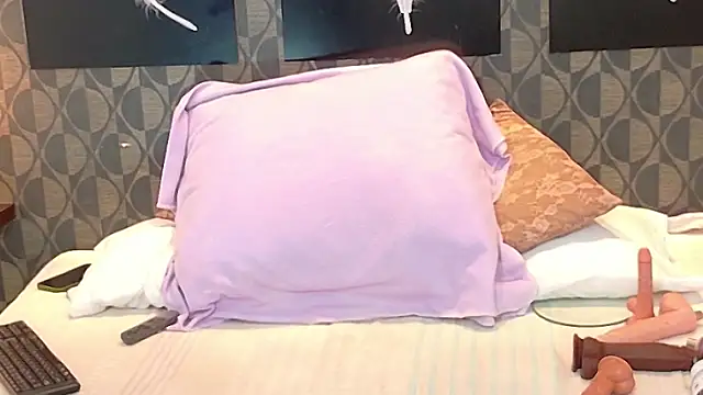 ScarleetSmith webcam