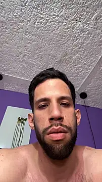 Karim_mansur webcam