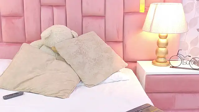 ArianaFranco webcam