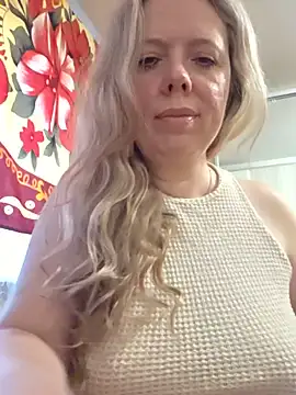 Irina3718 webcam