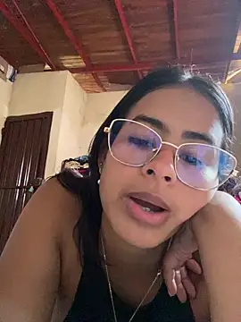 lucirganaxxx webcam