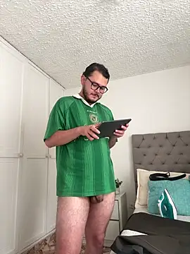 SubBoy_bear webcam