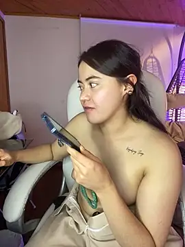 Watch Camila_pinkk live on EroticFlix - High definition streams