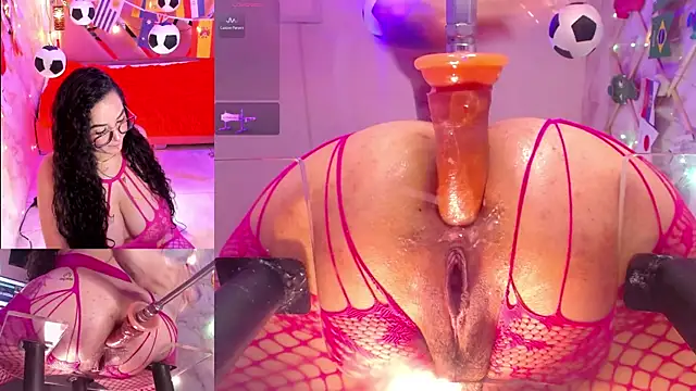 RoxyLicious_ live cam on StripChat