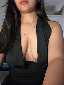 Watch luv_johrrra live on EroticFlix - High definition streams