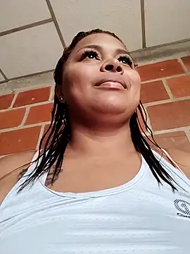 Watch Nikita_Glam live on EroticFlix - High definition streams