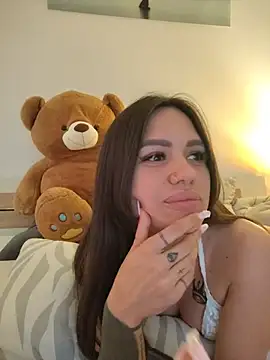 Watch SiennaLuxexx live on EroticFlix - High definition streams