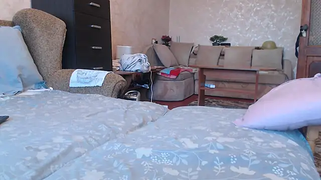 Amy_August