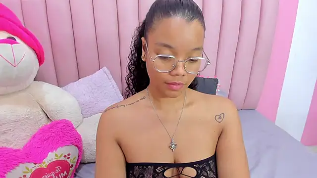 ISABELLA_020 webcam