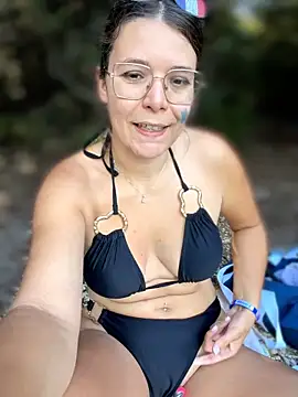 EmyLana webcam