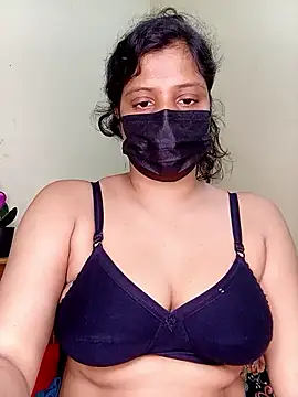 Rose-luckey webcam