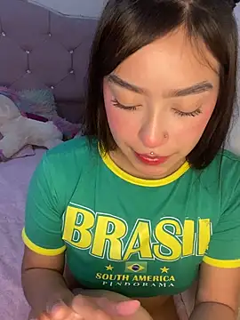 Miakittyyy webcam