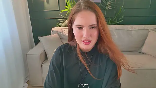 ChloeAster webcam