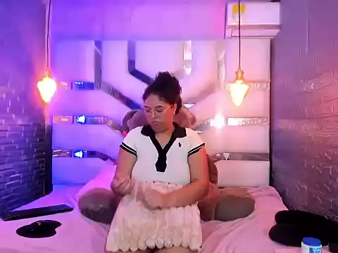 AshelyJenner webcam