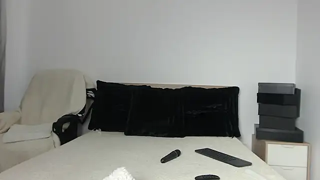 Layla23a webcam